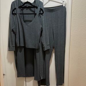Old Navy 3 Piece Gray Lounge Set, 2x & XXL